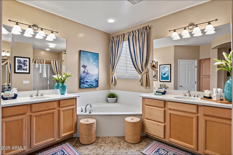 collov-ai_20251009233635_0wpgjl