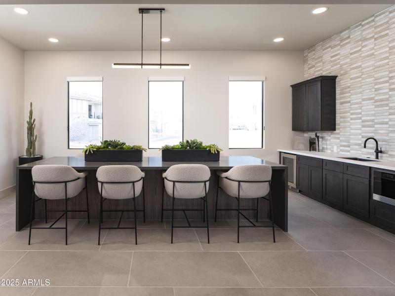 Valle_Norte_Clubhouse_Kitchen_9213_conve