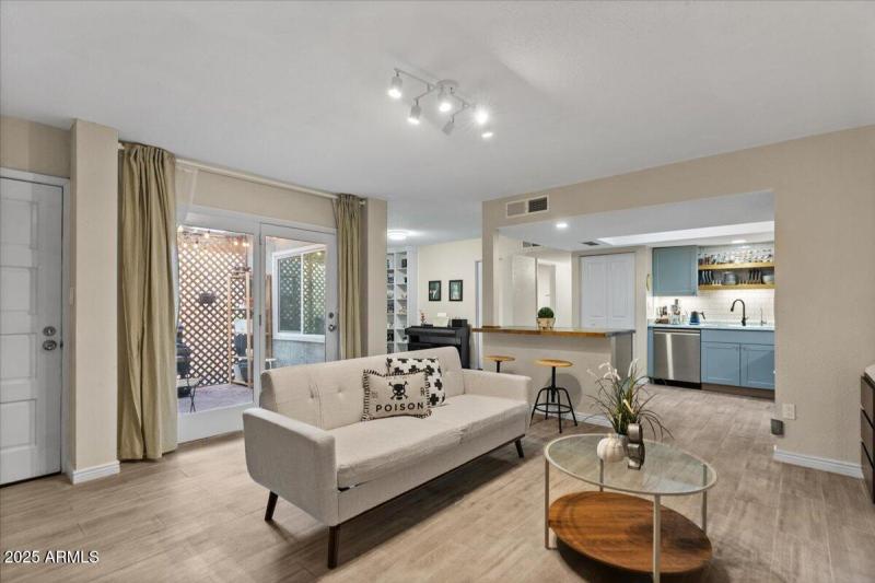 02-Living Room and entry