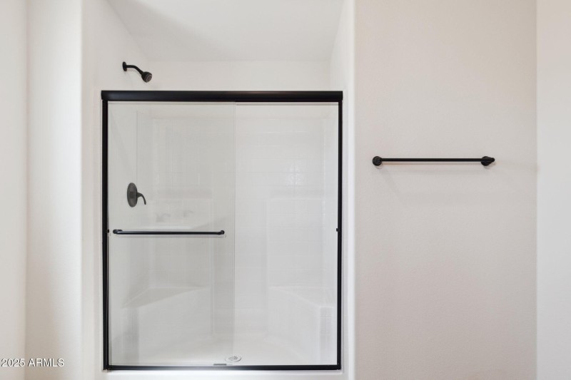 14-web-or-mls-51288-w-blue-jay-st