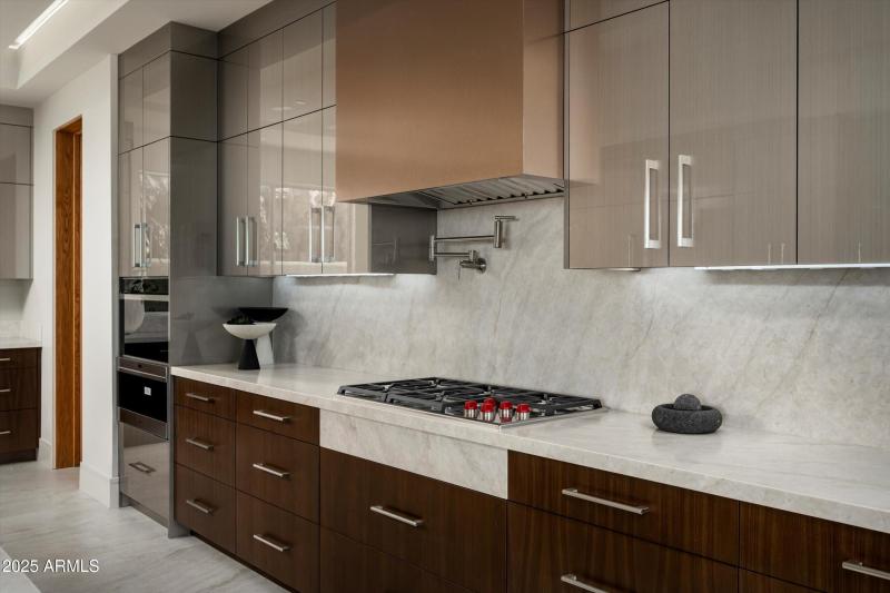 031_Kitchen