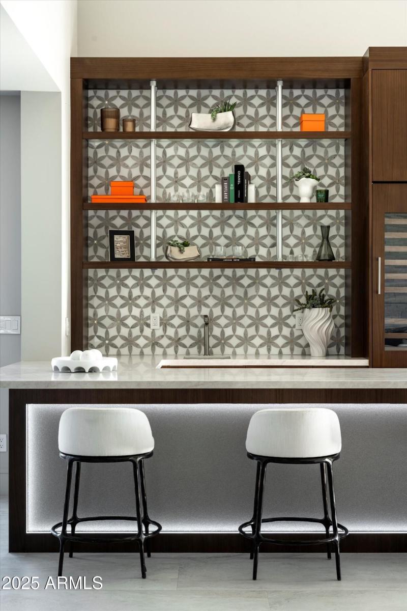 039_Wet Bar