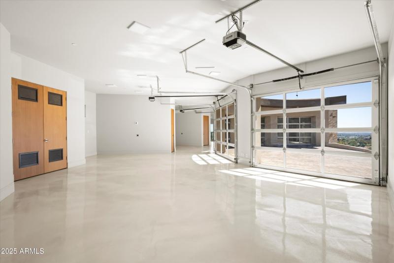 057_Garage