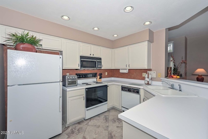 Kitchen-Range