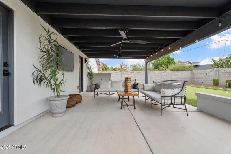 Private 2nd patio off luxury suite