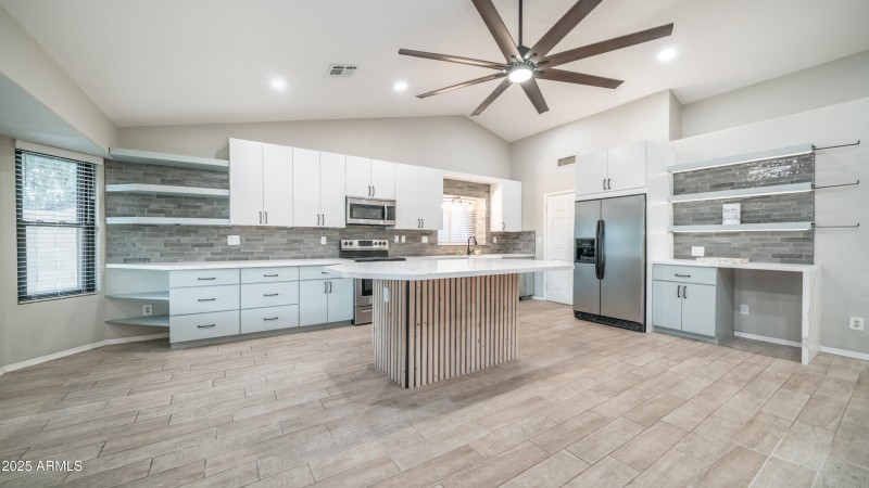 19055 N 5th Ave-11