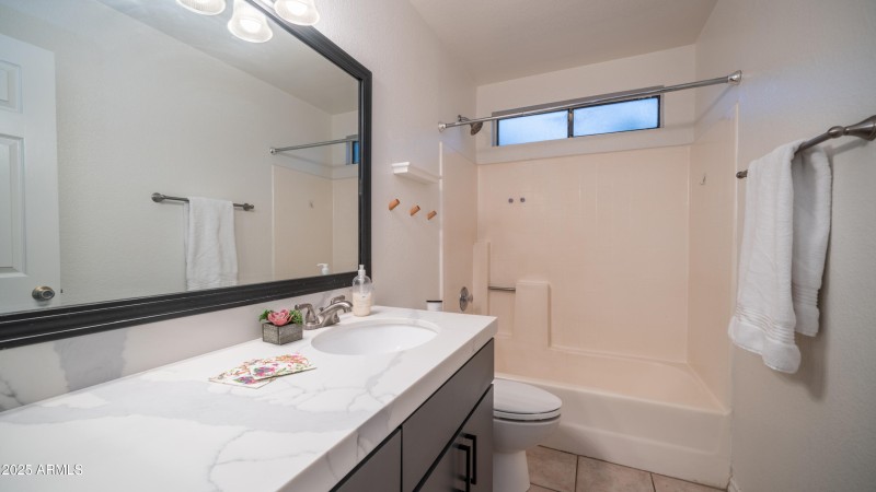 19055 N 5th Ave-22