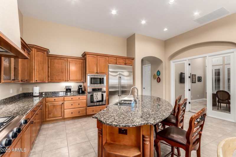 05 Kitchen