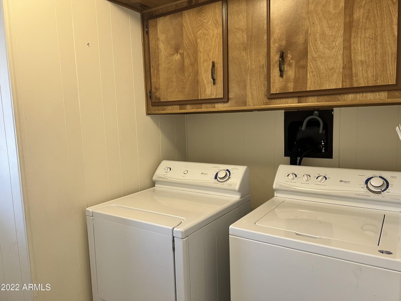 Washer/Dryer-Included