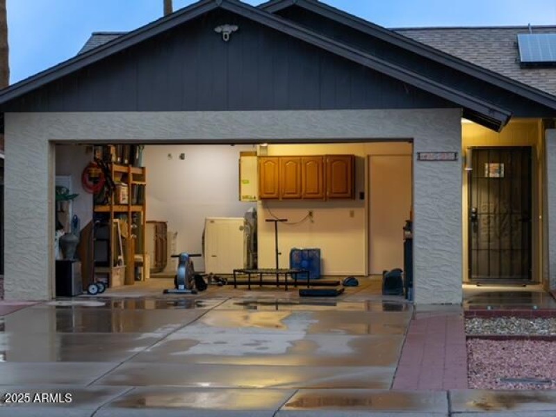 Garage 1