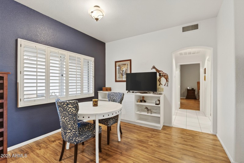 Plantation shutters
