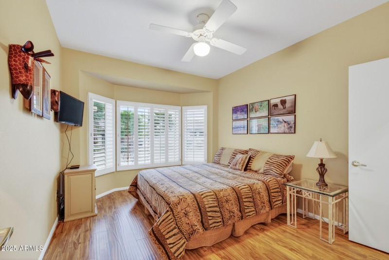 Guest bedroom