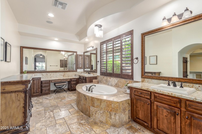 4a5bb920d39b59fe2b6d117bc1f57e16