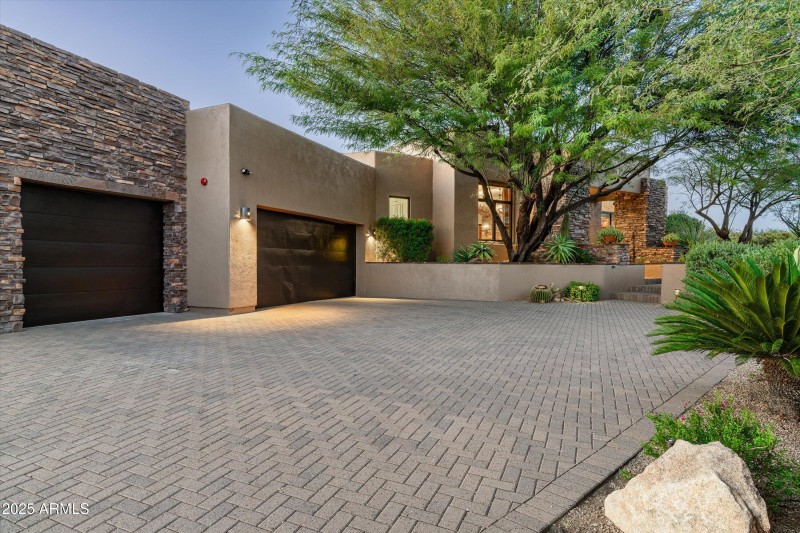 3 car garage