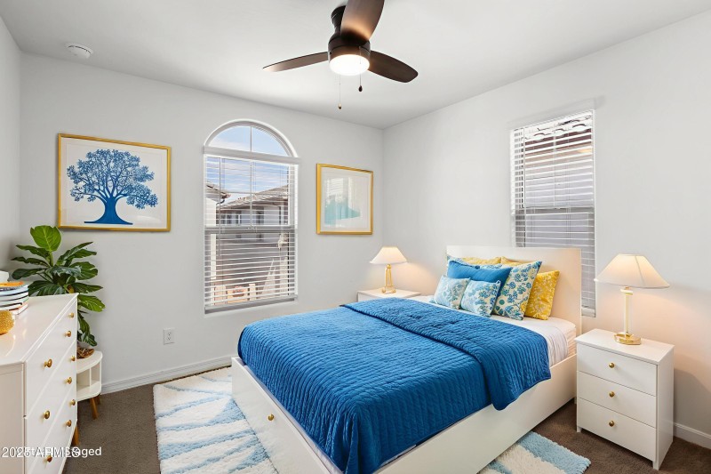 29-web-or-mls-DSC00153 - Kids Room - Sta