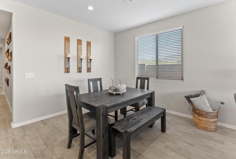 17745 W Running Deer Trl-11