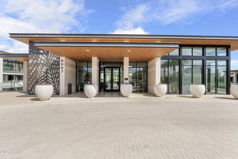 002_Community Amenities