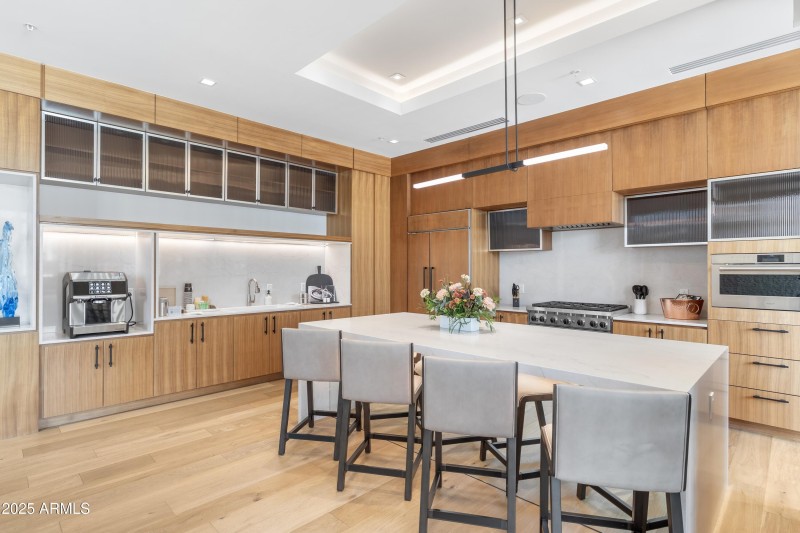 008_Community Amenities