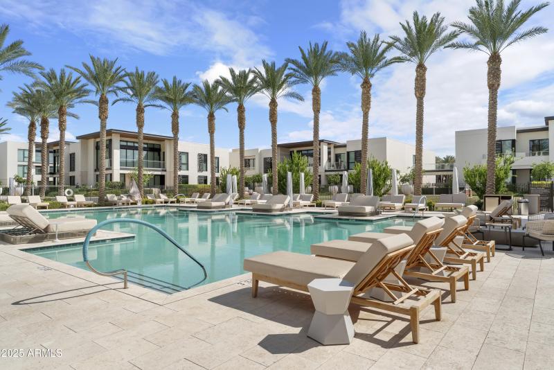 012_Community Amenities