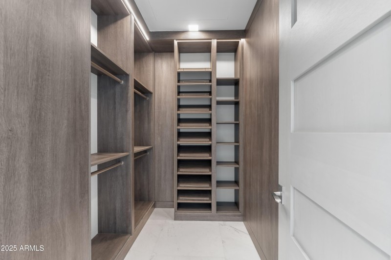 058_Primary Walk In Closet