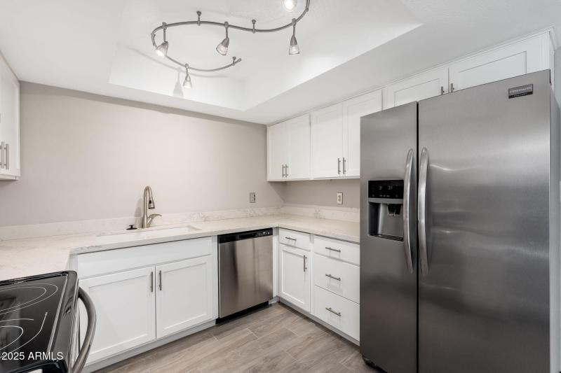 9411 E Jenan Dr, 10-08-2025 - 09