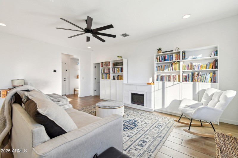 5-web-or-mls-E Domingo Rd-005