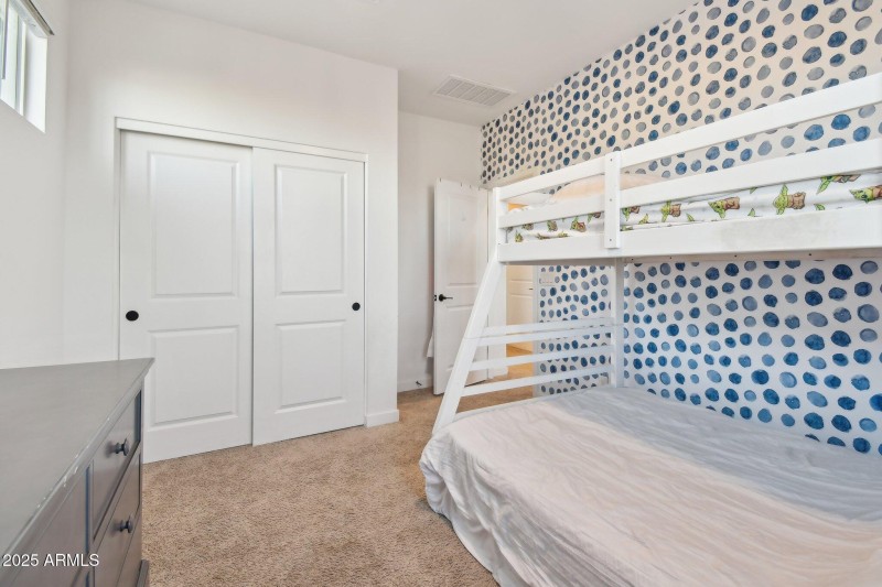 21-web-or-mls-E Domingo Rd-021