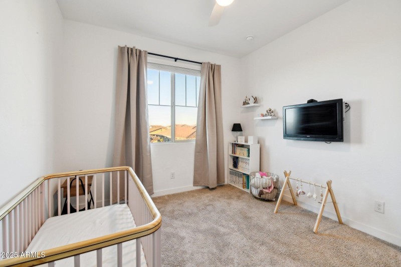 24-web-or-mls-E Domingo Rd-024