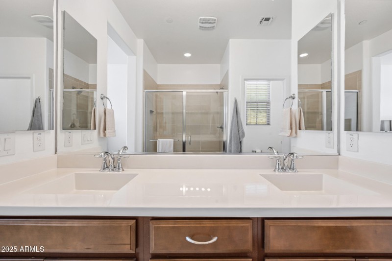 Primary En Suite