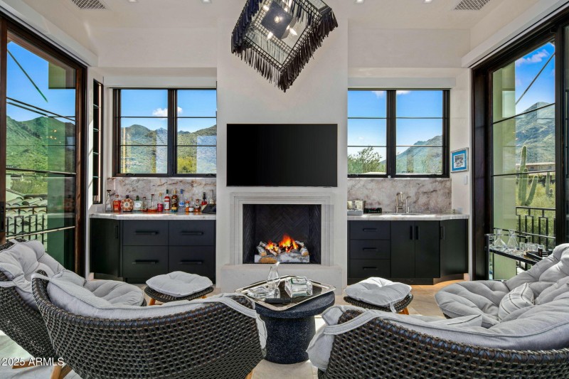 074_Guest House Upstairs