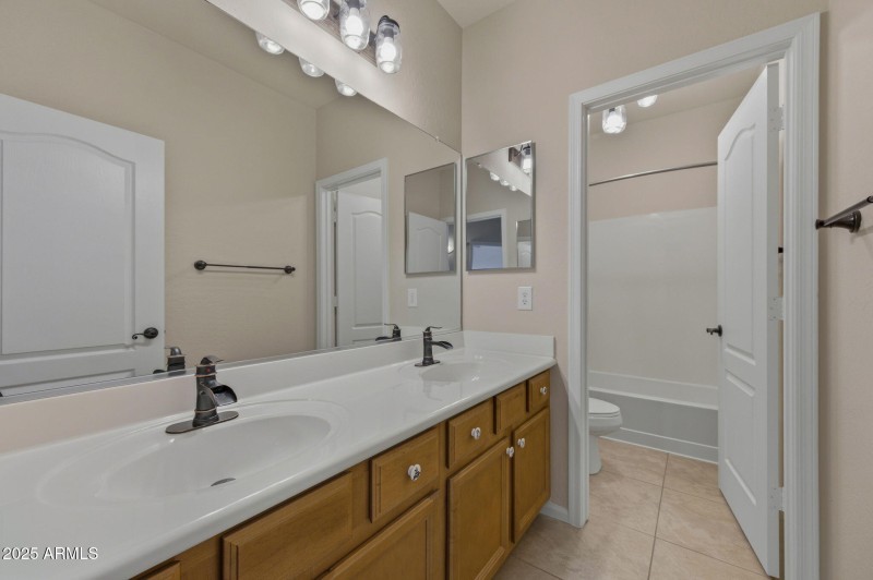 58-web-or-mls-40914 W Hopper Drive-58