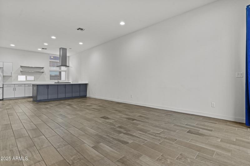 325 E Coronado - 14_dsc00570