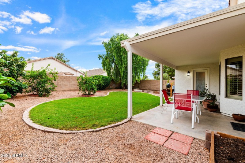 021__2243 E Willow Wick Rd