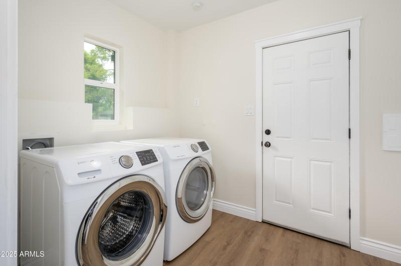 Laundry Room (Indoor)