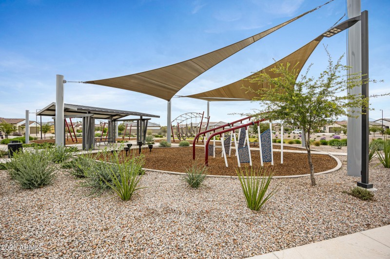 2532 W Hidalgo Ave-51