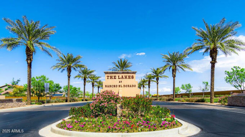 lakes maricopa