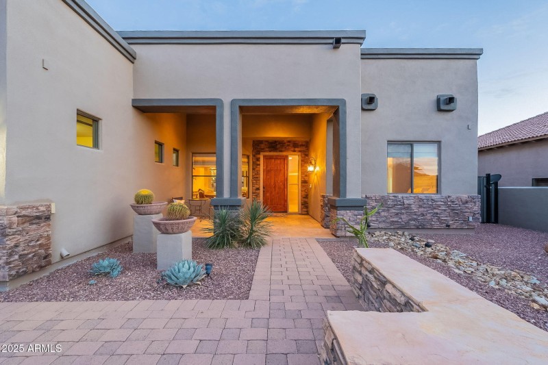 87-web-or-mls-Canyon-twilight-4