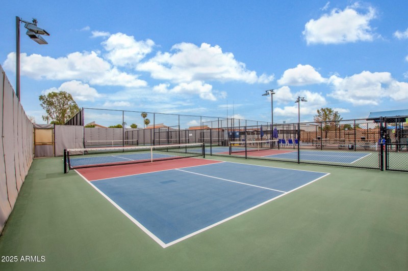 Tennis/Pickle Ball Courts