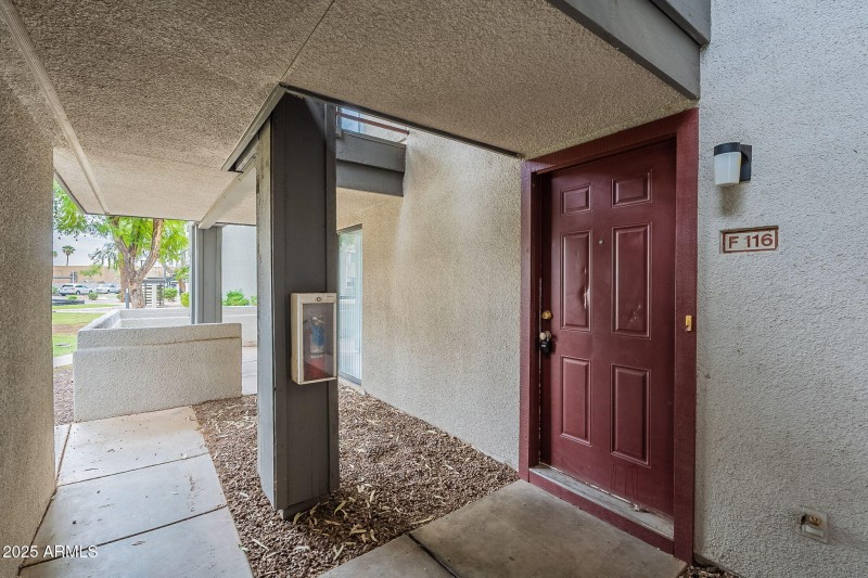 4-web-or-mls-Danbury-4