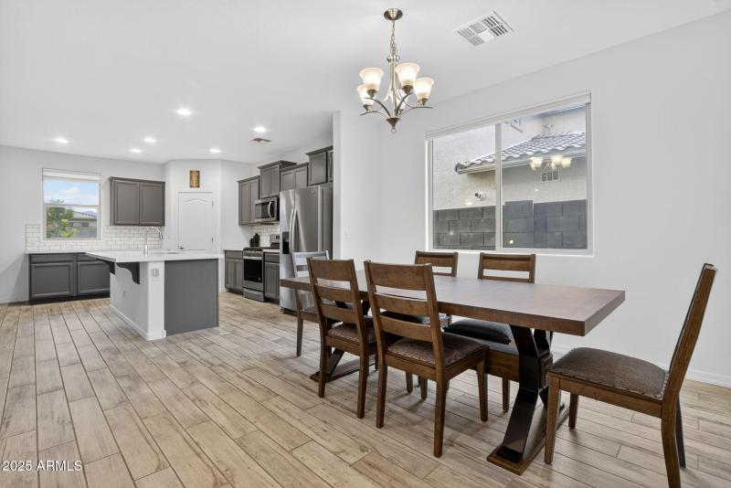 16-web-or-mls-047_a4m_SA (1)