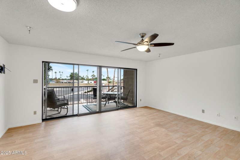 10-web-or-mls-DSC03474