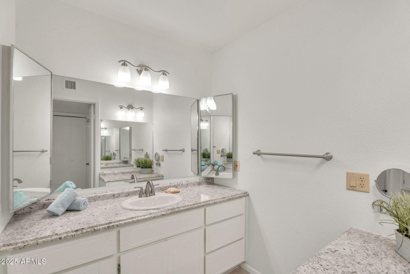 15-web-or-mls-DSC03452