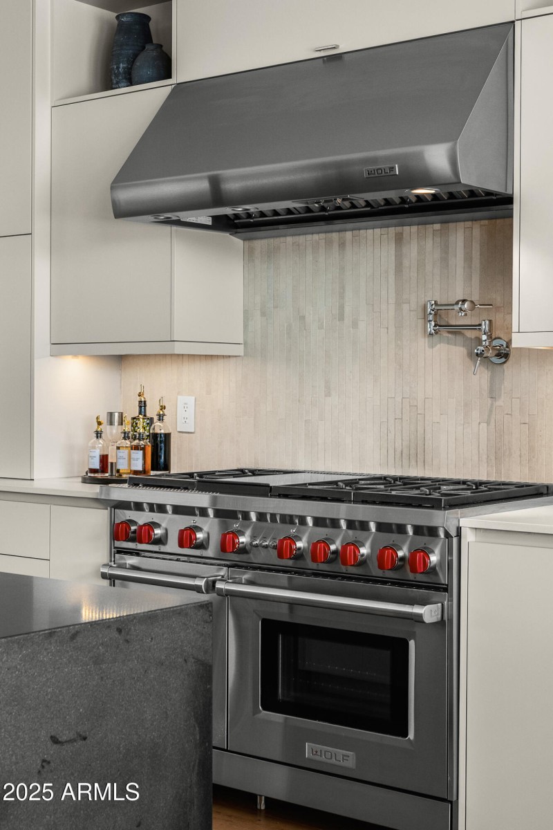 27kitchen wolf appliance_vert