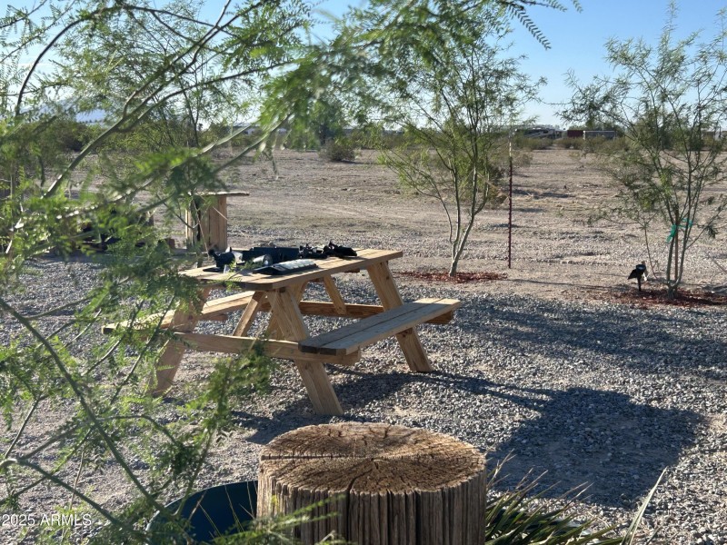 20. landscaped picnic-roundup