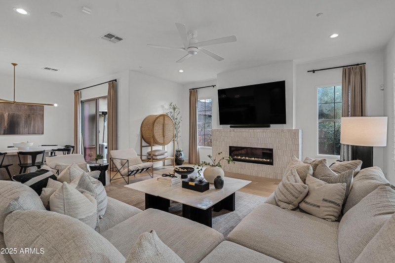 17708 N 92nd St-33