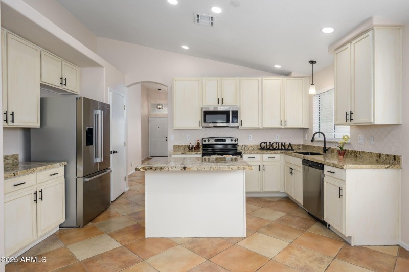 16-web-or-mls-Wescott-16