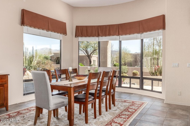 Roomy Dining room