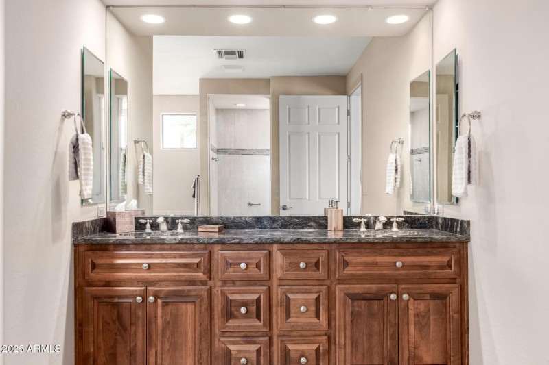 Double sinks