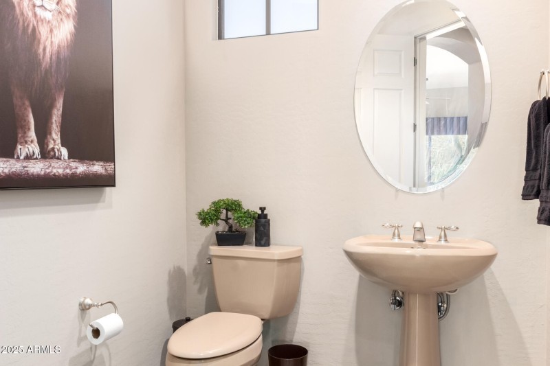 Powder room