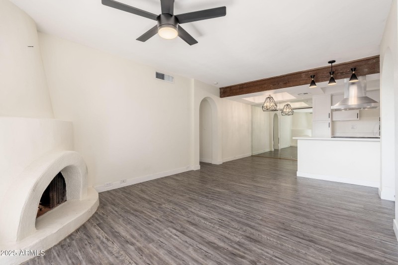 7557 N Dreamy Draw Dr UNIT 219 - 07